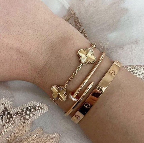 2 bracelets 1 gourmette