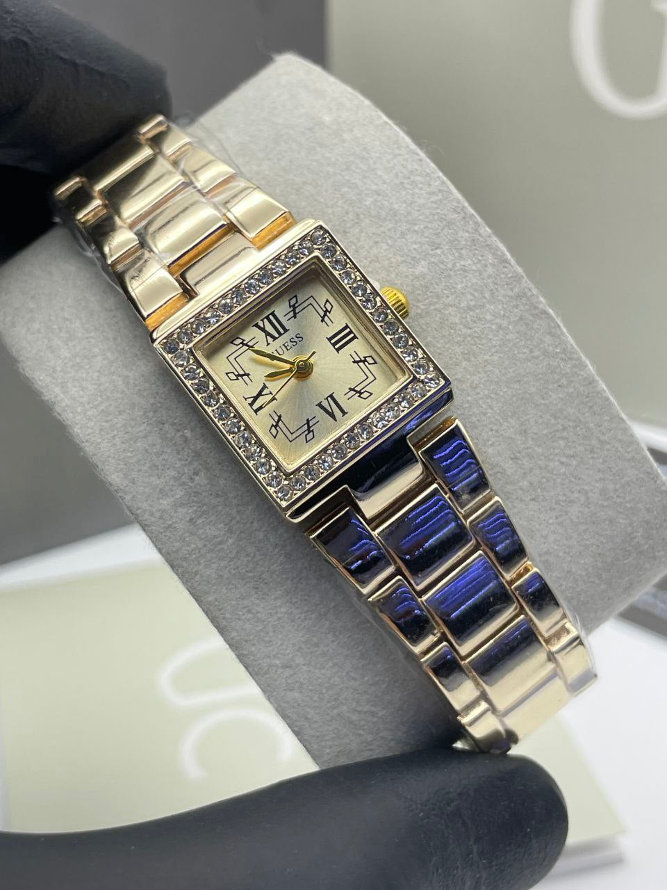 Montre GUESS de luxe