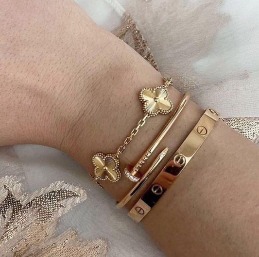 2 bracelets 1 gourmette