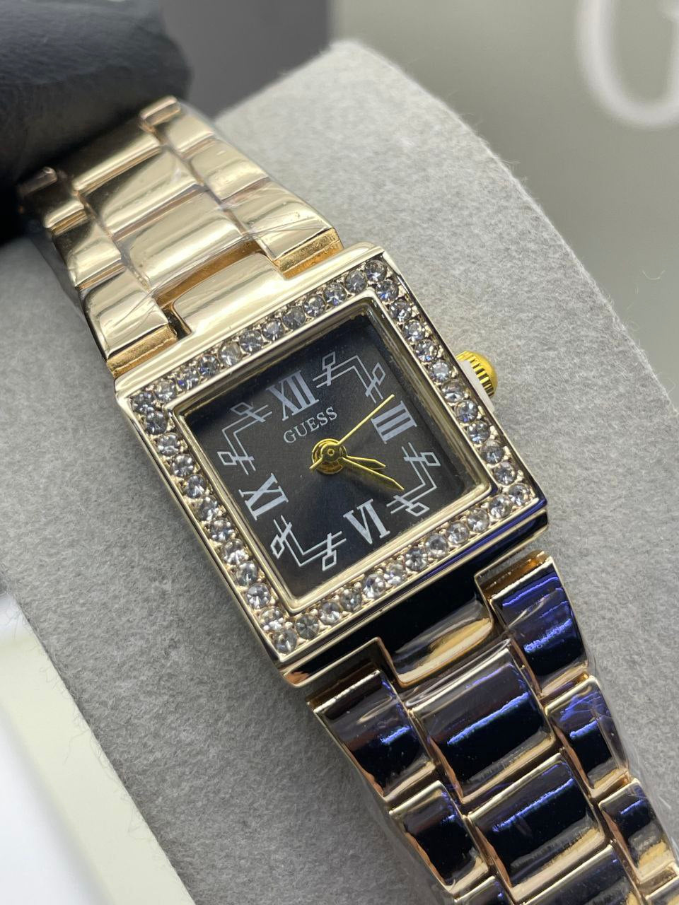 Montre GUESS de luxe