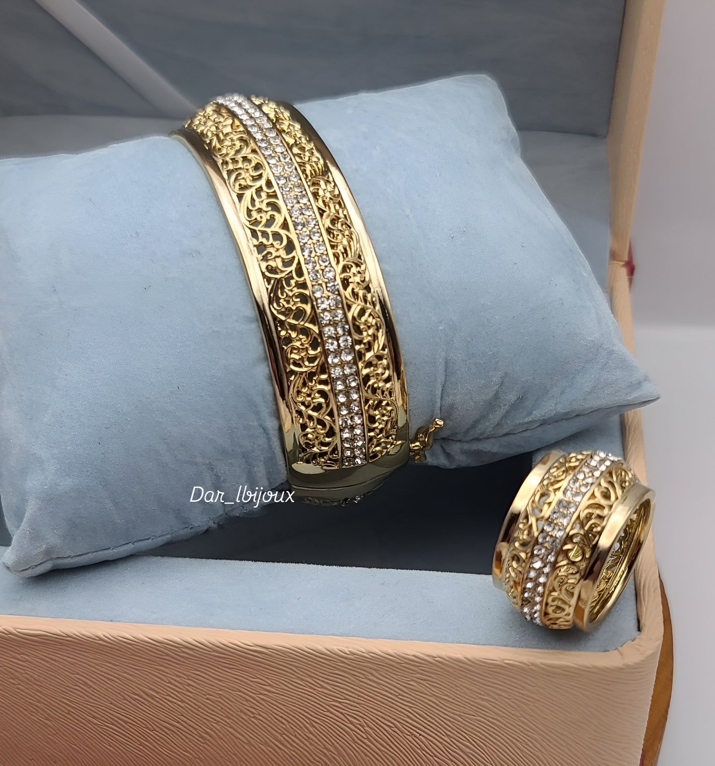 Bracelet et la bague acier